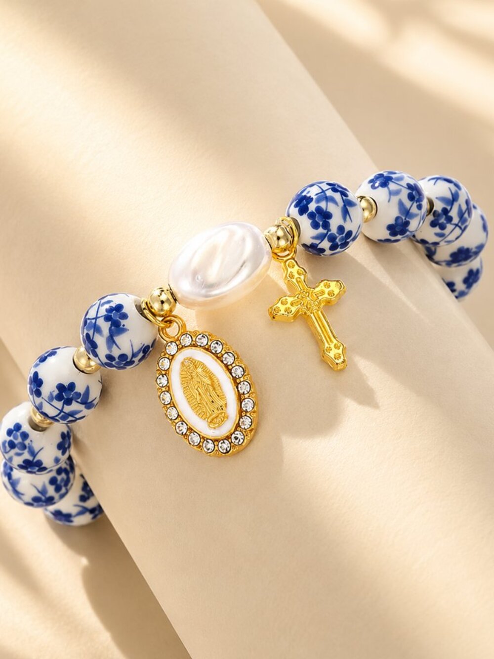 ✨ Blue & White Floral Beaded Charm Bracelet Cross Gold Tone